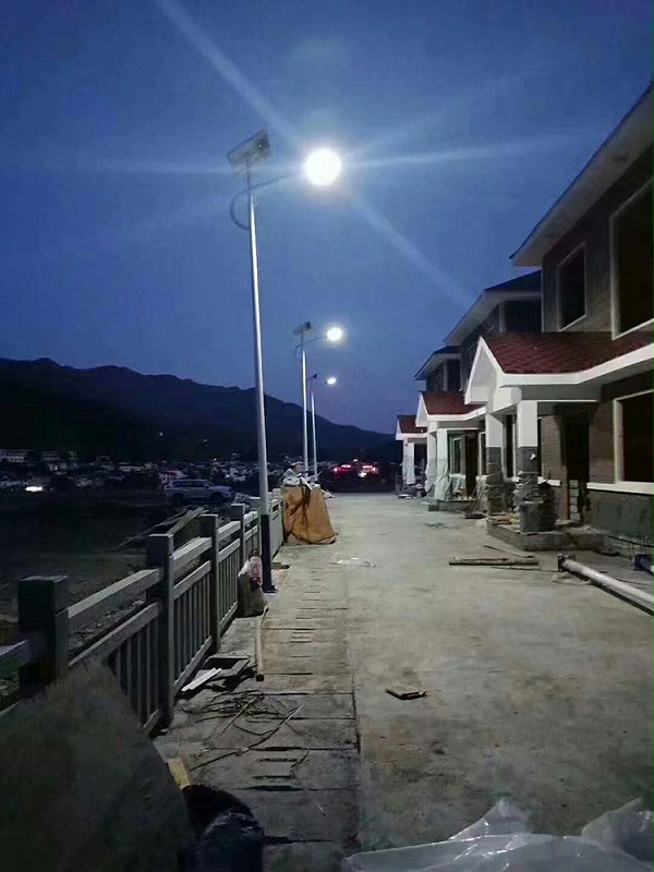 河北太阳能路灯_bsports太阳能路灯_太阳能路灯厂家