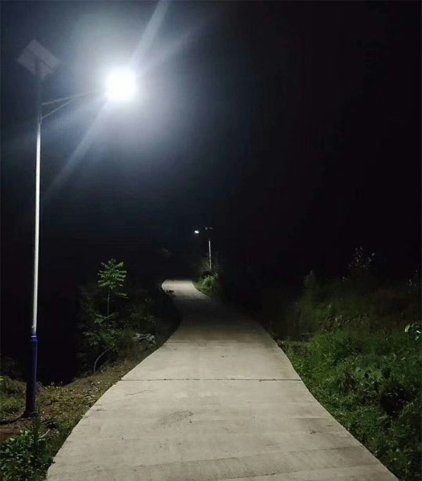 LED太阳能路灯_bsports太阳能路灯_中山太阳能路灯厂家