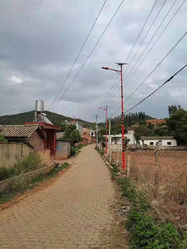 太阳能路灯_云南太阳能路灯_bsports太阳能路灯