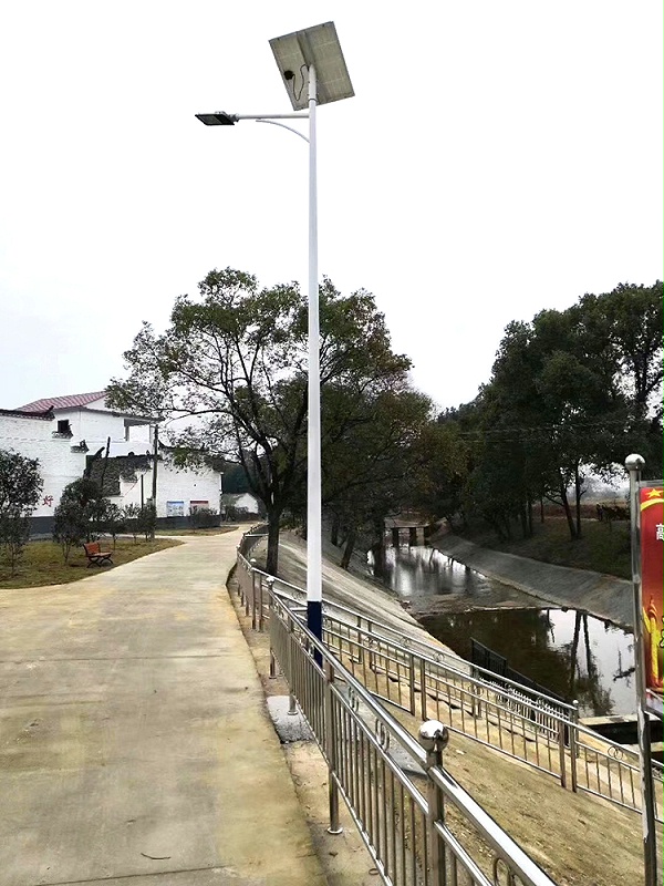 河南太阳能路灯_新农村太阳能路灯_bsports太阳能路灯