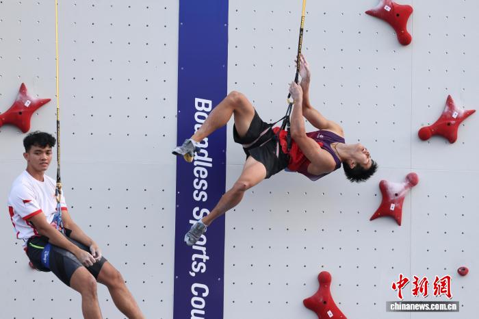 成都世运会攀岩：飞檐走壁的向上之路并肩共筑