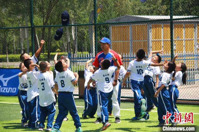 2025PONY小马棒球联赛宁夏赛落幕 南京乌海队斩获