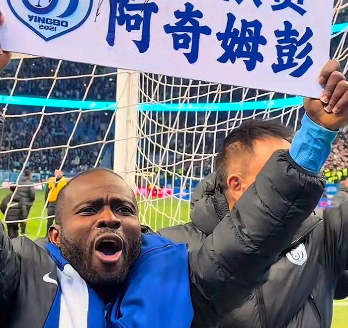 大连英博1-0力克海港 李国旭战术革新助球队重拾